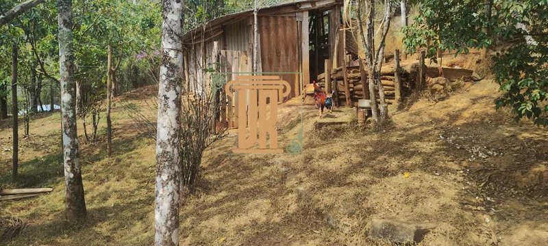 Chácara com 2.900m² na zona norte de São José dos Campos- SP Área Rural São José dos Campos - 