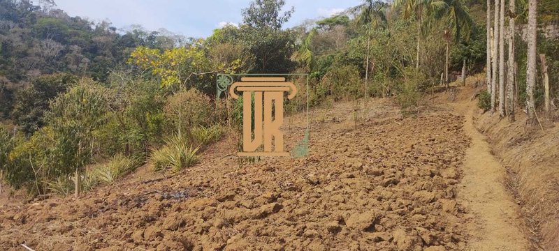 Chácara com 2.900m² na zona norte de São José dos Campos- SP Área Rural São José dos Campos - 