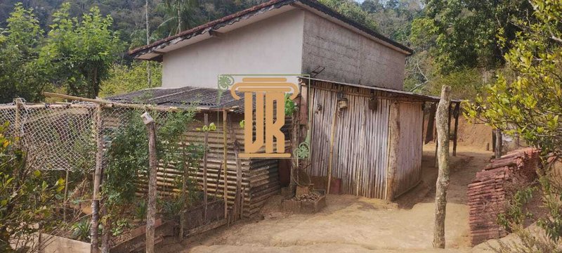 Chácara com 2.900m² na zona norte de São José dos Campos- SP Área Rural São José dos Campos - 