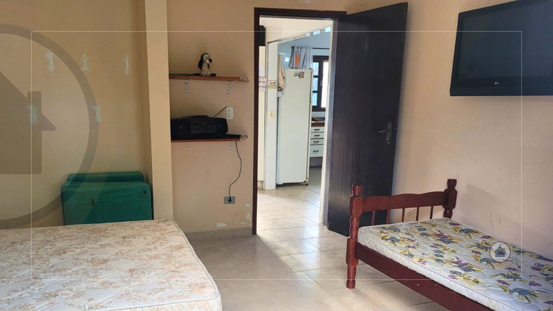 CASA À VENDA COM 430 M² | 3 DORM | PISCINA E CHURRAS | PORTO NOVO – CARAGUATATUBA/SP! Travessa Manoel Silva Caraguatatuba - 