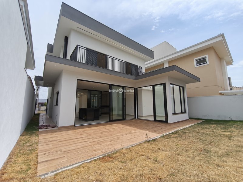 Casa com 4 suítes, banheira e área gourmet no Terras Altas  Avaré - 