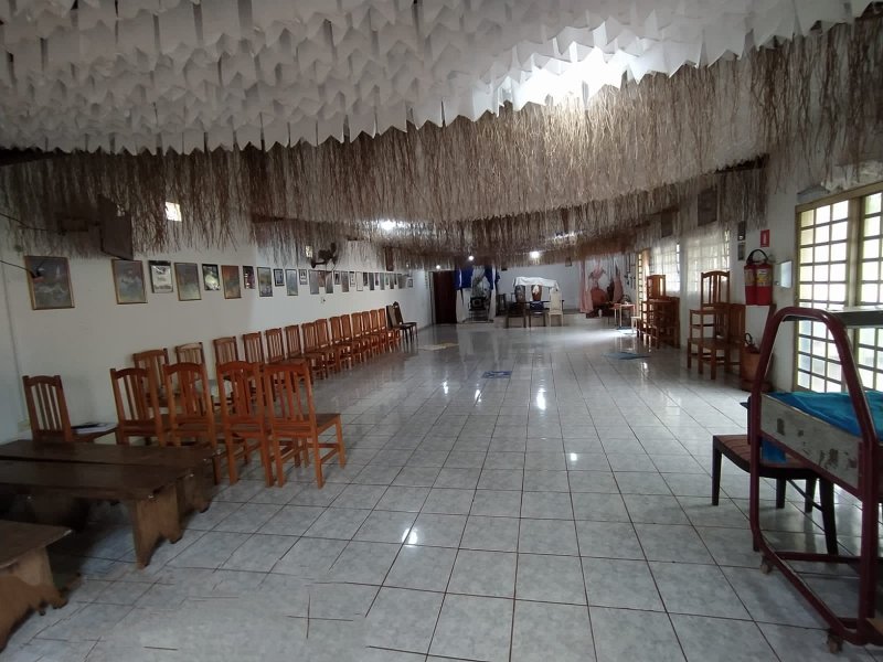 Chácara com 2 casa em alvenaria no bairro Chácara Santa Maria na cidade de Cambé no Paraná  Cambé - 