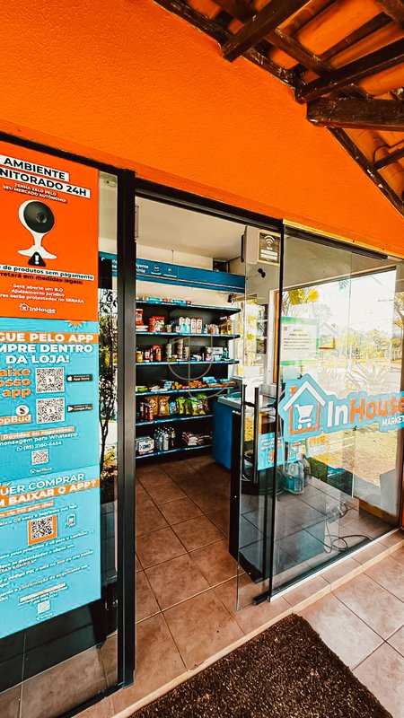 Terreno de 1006 m² no Condomínio Lago Dourado Estrada do Tanquinho Jacareí - 