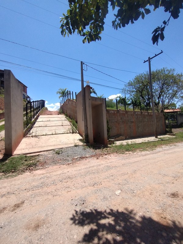 Ótimo terreno à venda no Jardim Rosa Helena  Igaratá - 