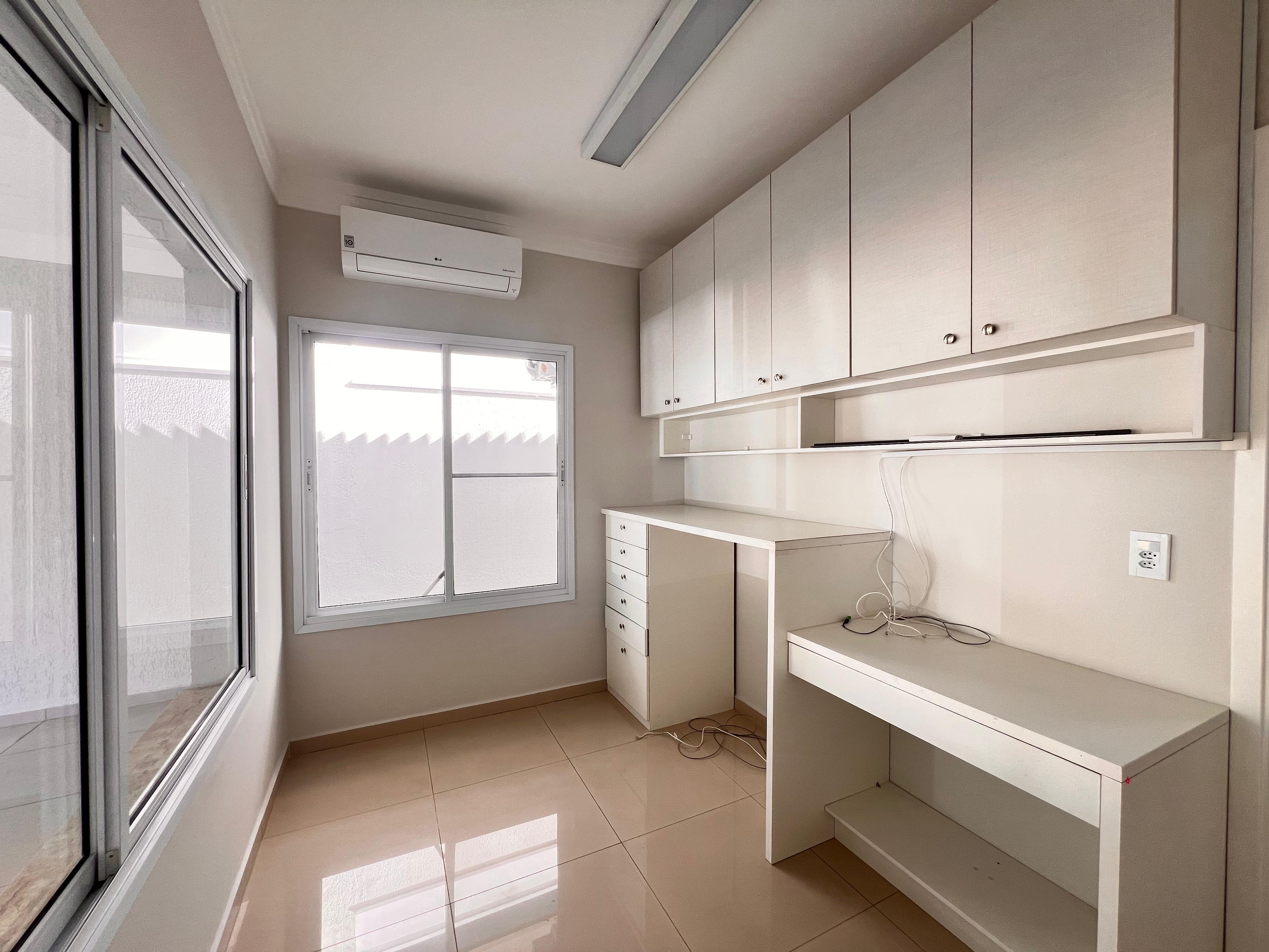 Casa com 3 dormit&oacute;rios &agrave; venda,215 m&sup2; - Condom&iacute;nio Mont Blanc - Sorocaba - SP Rua Antônio Annunciato Sorocaba - 