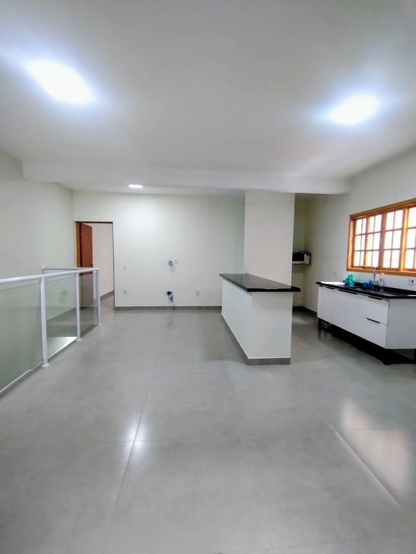 Ótima casa à venda no Jardim Rosa Helena  Igaratá - 