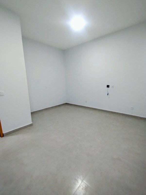 Ótima casa à venda no Jardim Rosa Helena  Igaratá - 