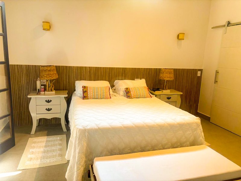 CASA TÉRREA REFORMADA EM JUQUEHY – CONFORTO, ESPAÇO E NATUREZA - À VENDA  São Sebastião - 