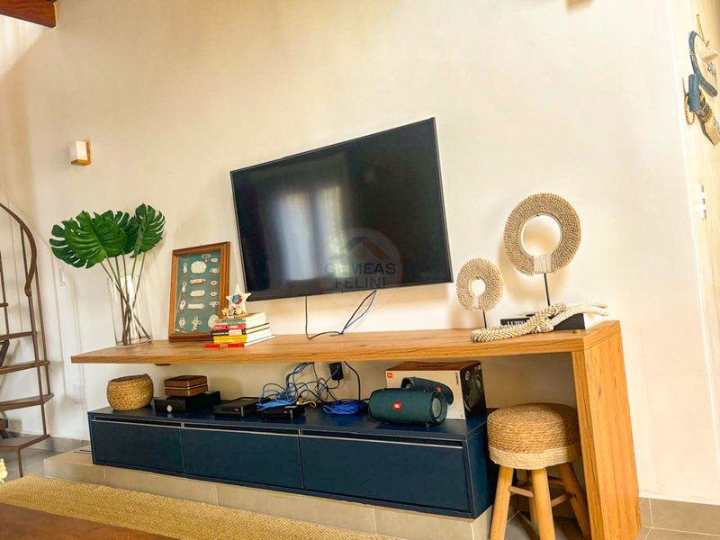 CASA TÉRREA REFORMADA EM JUQUEHY – CONFORTO, ESPAÇO E NATUREZA - À VENDA  São Sebastião - 