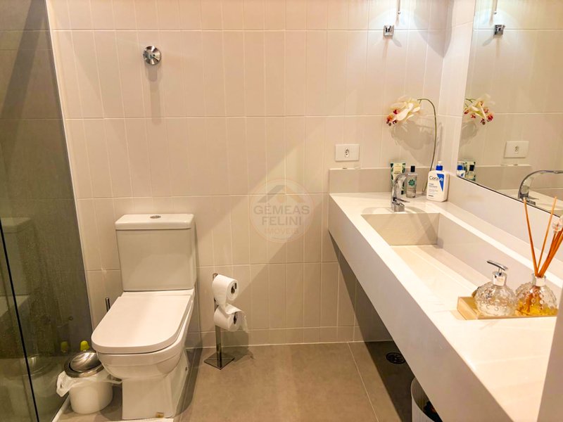 CASA TÉRREA REFORMADA EM JUQUEHY – CONFORTO, ESPAÇO E NATUREZA - À VENDA  São Sebastião - 