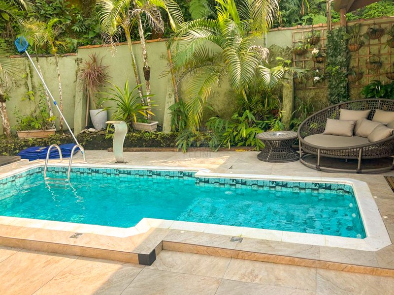 CASA TÉRREA REFORMADA EM JUQUEHY – CONFORTO, ESPAÇO E NATUREZA - À VENDA  São Sebastião - 