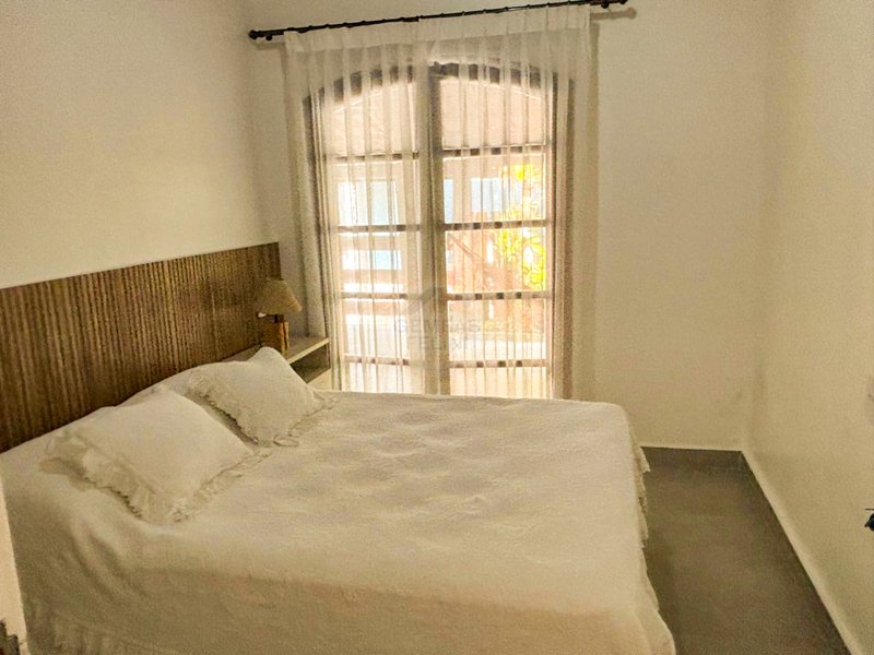 CASA TÉRREA REFORMADA EM JUQUEHY – CONFORTO, ESPAÇO E NATUREZA - À VENDA  São Sebastião - 