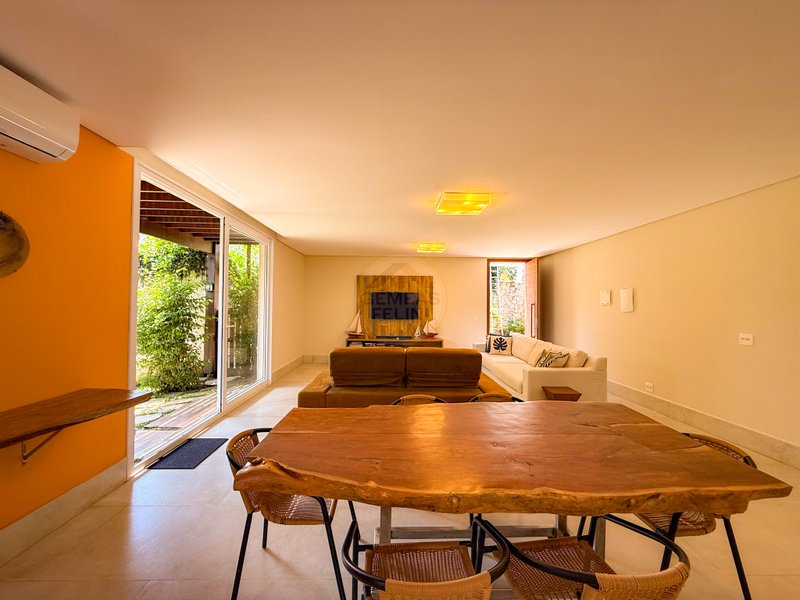 CASA EM CONDOMÍNIO NA PRAIA DE JUQUEHY - LOCAÇÃO ANUAL E DIÁRIAS  São Sebastião - 