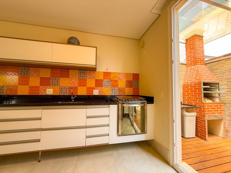 CASA EM CONDOMÍNIO NA PRAIA DE JUQUEHY - LOCAÇÃO ANUAL E DIÁRIAS  São Sebastião - 