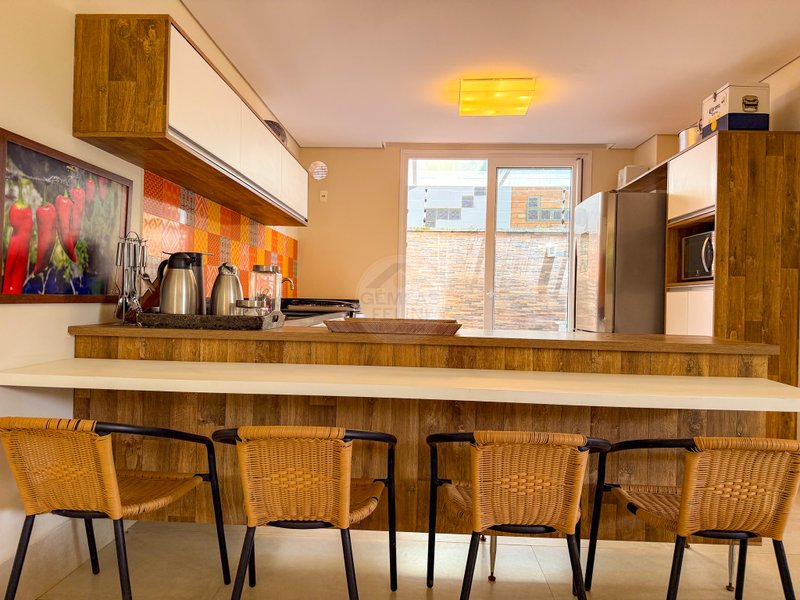 CASA EM CONDOMÍNIO NA PRAIA DE JUQUEHY - LOCAÇÃO ANUAL E DIÁRIAS  São Sebastião - 