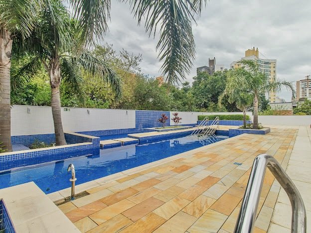 R$ 750.000 - APARTAMENTO - 86M2 - 2 DORM - SU&Iacute;TE - CHURRASQUEIRA - INFRA -  2 VAGAS Rua General Caldwell Porto Alegre - 