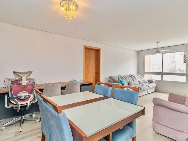 R$ 750.000 - APARTAMENTO - 86M2 - 2 DORM - SU&Iacute;TE - CHURRASQUEIRA - INFRA -  2 VAGAS Rua General Caldwell Porto Alegre - 