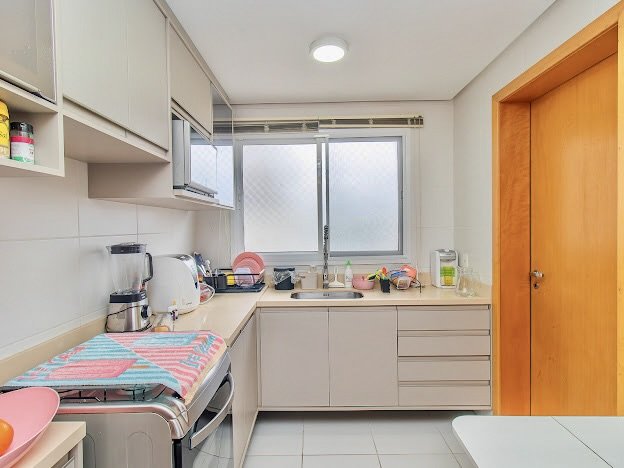 R$ 750.000 - APARTAMENTO - 86M2 - 2 DORM - SU&Iacute;TE - CHURRASQUEIRA - INFRA -  2 VAGAS Rua General Caldwell Porto Alegre - 