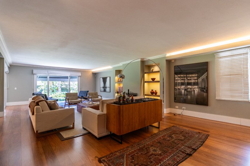 Casa à Venda Alto da Boa Vista em São Paulo/SP Rua Comendador Elias Zarzur São Paulo - 