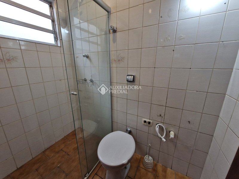 CASA TÉRREA COM EDÍCULA  - ESTUDA APTO NO NEGÓCIO - BAETA NEVES - SÃO BERNARDO DO CAMPO  São Bernardo do Campo - 