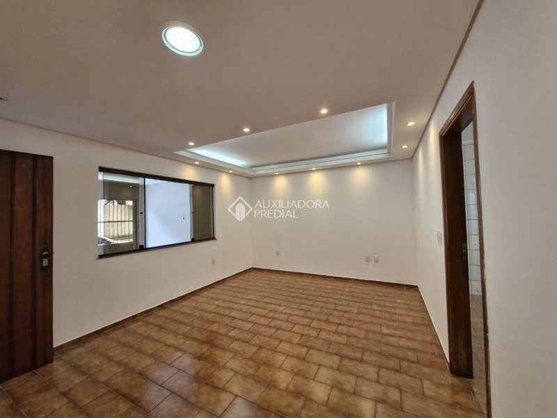 CASA TÉRREA COM EDÍCULA  - ESTUDA APTO NO NEGÓCIO - BAETA NEVES - SÃO BERNARDO DO CAMPO  São Bernardo do Campo - 