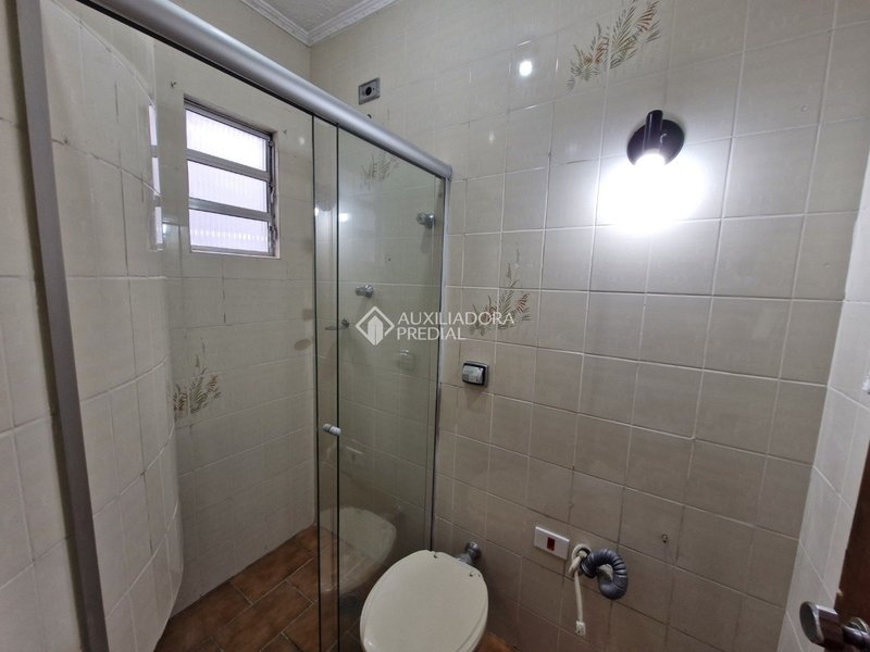 CASA TÉRREA COM EDÍCULA  - ESTUDA APTO NO NEGÓCIO - BAETA NEVES - SÃO BERNARDO DO CAMPO  São Bernardo do Campo - 