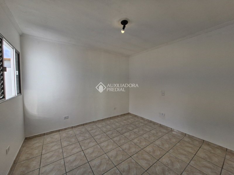 CASA TÉRREA COM EDÍCULA  - ESTUDA APTO NO NEGÓCIO - BAETA NEVES - SÃO BERNARDO DO CAMPO  São Bernardo do Campo - 