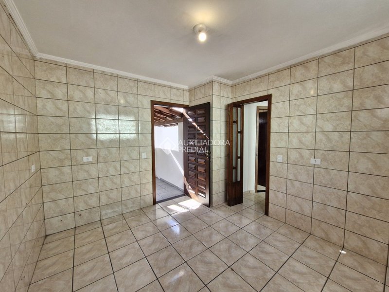 CASA TÉRREA COM EDÍCULA  - ESTUDA APTO NO NEGÓCIO - BAETA NEVES - SÃO BERNARDO DO CAMPO  São Bernardo do Campo - 