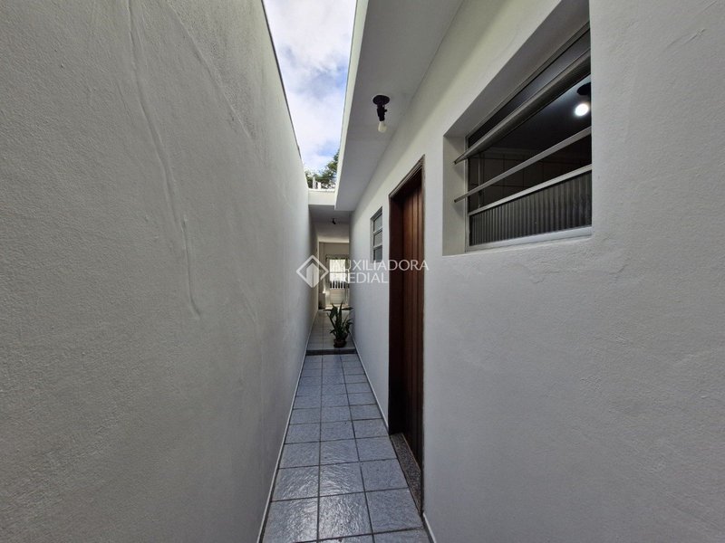 CASA TÉRREA COM EDÍCULA  - ESTUDA APTO NO NEGÓCIO - BAETA NEVES - SÃO BERNARDO DO CAMPO  São Bernardo do Campo - 