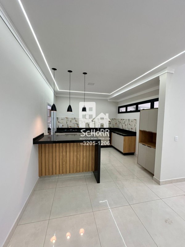 🏡 Linda Casa à Venda no Condomínio Reserva dos Ypês 3 dormitório 1 suite ampla  Tatuí - 