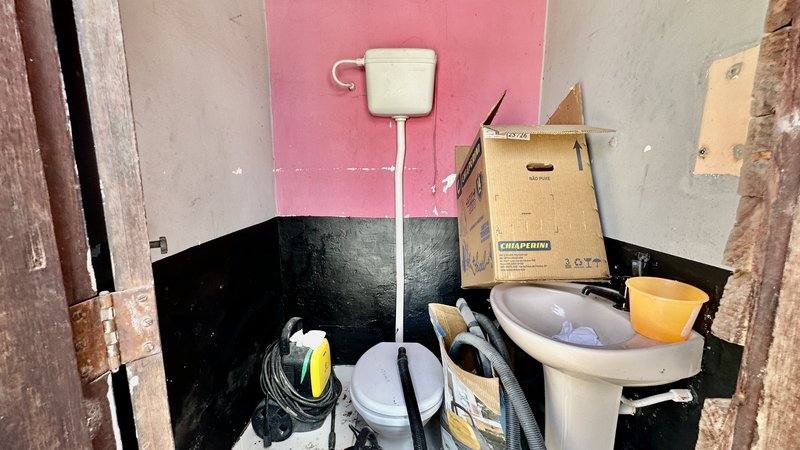 🏡 Espa&ccedil;o Vers&aacute;til com Piscina e Galp&atilde;o &mdash; Localiza&ccedil;&atilde;o Privilegiada no Centro de GUAPIMIRIM Rua Jaime Portela Guapimirim - 