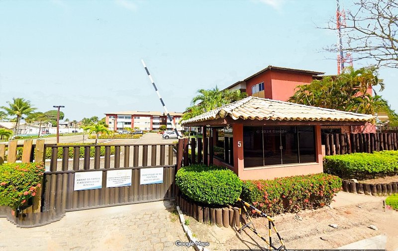 Apartamento de 2/4 -Barra de Jacuípe - condominio Com Acesso direto ao Rio rua direta de jacuipe Camaçari - 