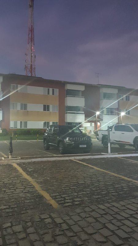 Apartamento de 2/4 -Barra de Jacuípe - condominio Com Acesso direto ao Rio rua direta de jacuipe Camaçari - 