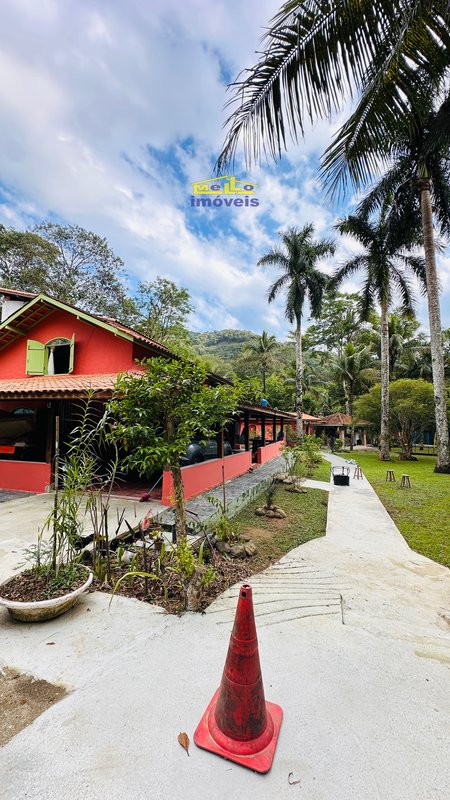 Locação por Temporada em meio a Natureza e próximo as cachoeiras Estrada Beira Rio São Sebastião - 