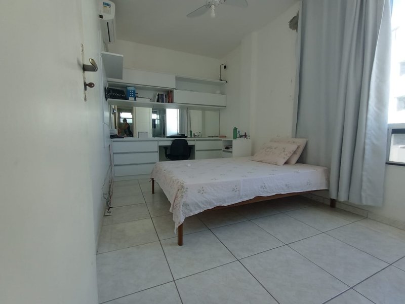 APARTAMENTO 2 QUARTOS SUÍTE CLOSET VARANDA GARAGEM À VENDA NA PITUBA! Avenida Manoel Dias da Silva Salvador - 