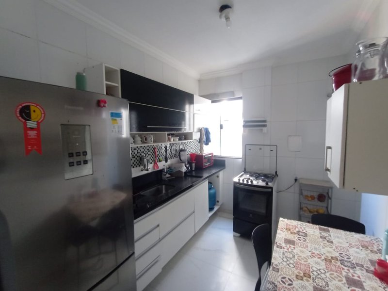 APARTAMENTO 2 QUARTOS SUÍTE CLOSET VARANDA GARAGEM À VENDA NA PITUBA! Avenida Manoel Dias da Silva Salvador - 