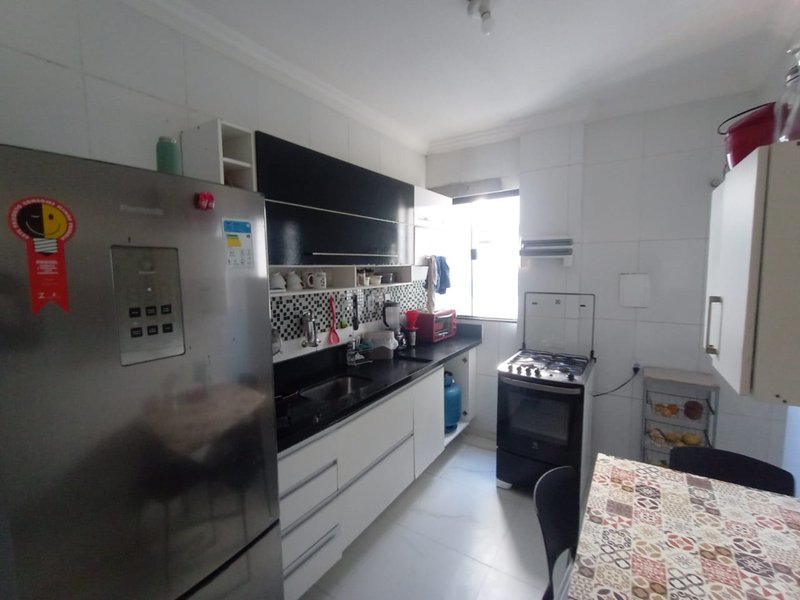 APARTAMENTO 2 QUARTOS SUÍTE CLOSET VARANDA GARAGEM À VENDA NA PITUBA! Avenida Manoel Dias da Silva Salvador - 