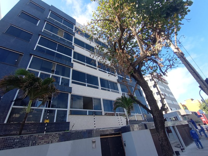 APARTAMENTO 2 QUARTOS SUÍTE CLOSET VARANDA GARAGEM À VENDA NA PITUBA! Avenida Manoel Dias da Silva Salvador - 