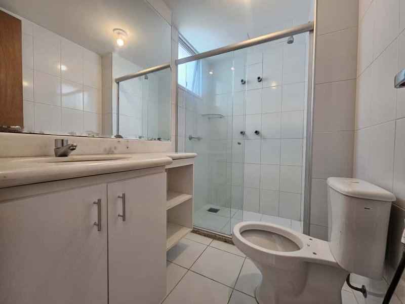 APARTAMENTO 2 SUÍTES VARANDA LAVABO PISCINA 5 GARAGENS SOLTAS À VENDA NA VITÓRIA! Avenida Sete de Setembro Salvador - 
