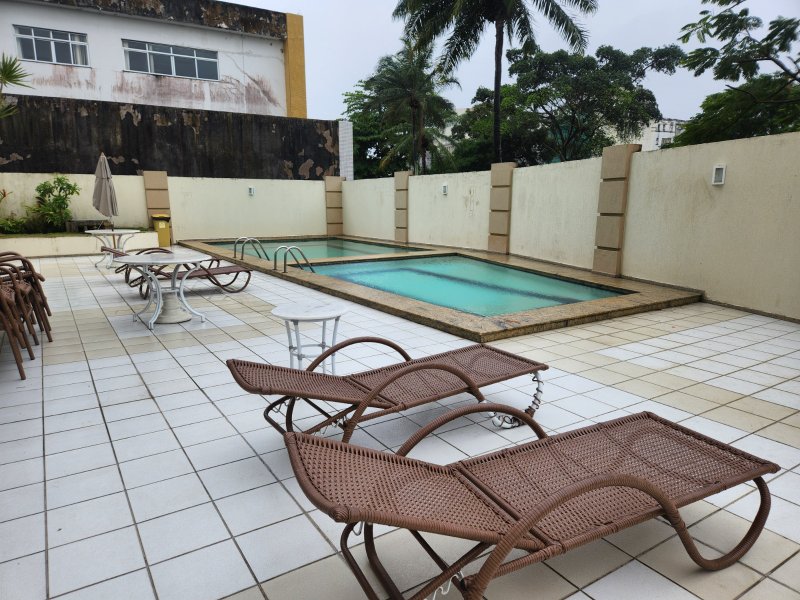 APARTAMENTO NASCENTE 2 SUÍTES CLOSET PISCINA GARAGEM À VENDA NO CANELA! Avenida Araújo Pinho Salvador - 