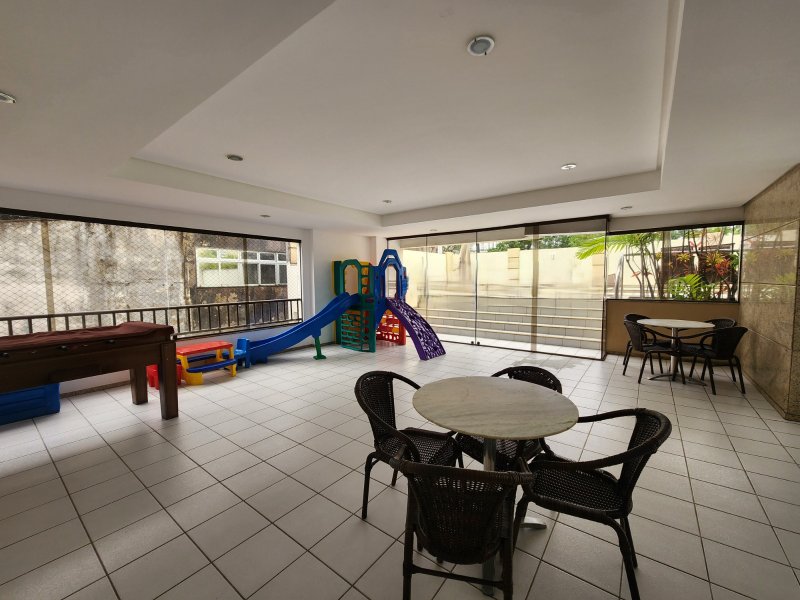 APARTAMENTO NASCENTE 2 SUÍTES CLOSET PISCINA GARAGEM À VENDA NO CANELA! Avenida Araújo Pinho Salvador - 