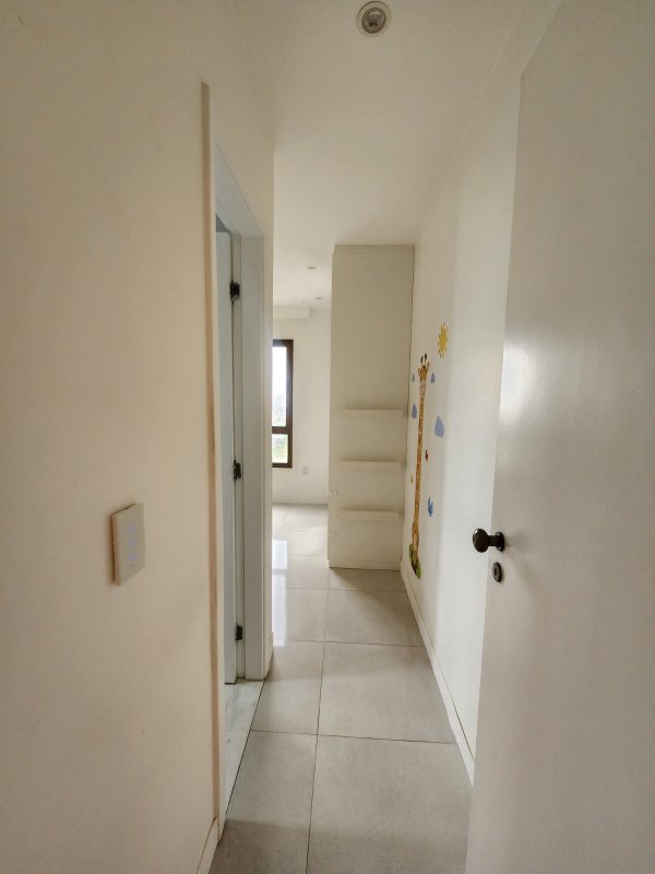APARTAMENTO NASCENTE 2 SUÍTES CLOSET PISCINA GARAGEM À VENDA NO CANELA! Avenida Araújo Pinho Salvador - 