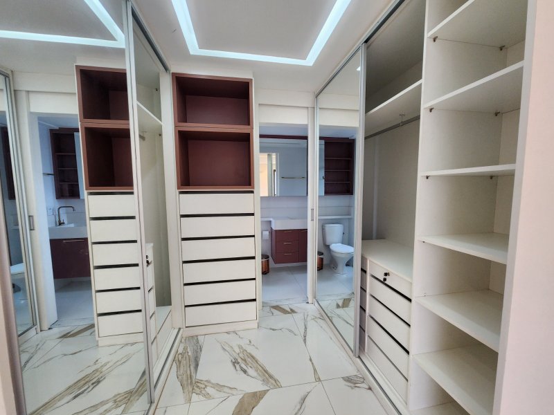 APARTAMENTO NASCENTE 2 SUÍTES CLOSET PISCINA GARAGEM À VENDA NO CANELA! Avenida Araújo Pinho Salvador - 