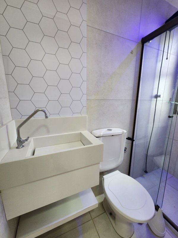 APARTAMENTO NASCENTE 2 SUÍTES CLOSET PISCINA GARAGEM À VENDA NO CANELA! Avenida Araújo Pinho Salvador - 