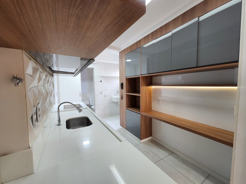 APARTAMENTO NASCENTE 2 SUÍTES CLOSET PISCINA GARAGEM À VENDA NO CANELA! Avenida Araújo Pinho Salvador - 