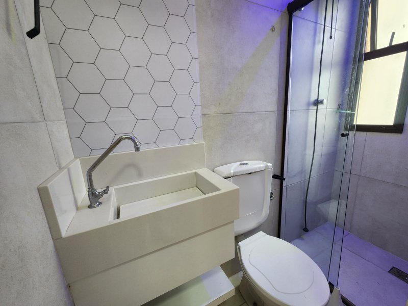 APARTAMENTO NASCENTE 2 SUÍTES CLOSET PISCINA GARAGEM À VENDA NO CANELA! Avenida Araújo Pinho Salvador - 