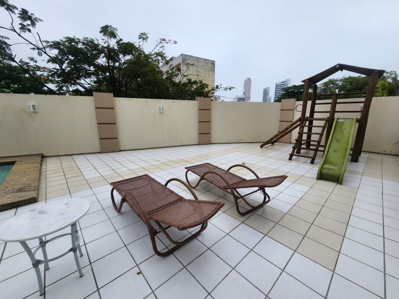 APARTAMENTO NASCENTE 2 SUÍTES CLOSET PISCINA GARAGEM À VENDA NO CANELA! Avenida Araújo Pinho Salvador - 
