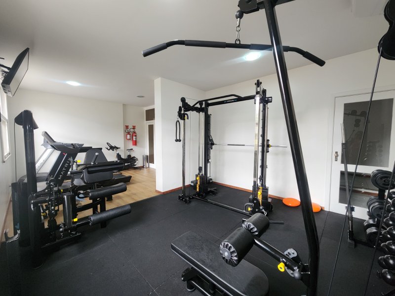 APARTAMENTO NASCENTE 2 SUÍTES CLOSET PISCINA GARAGEM À VENDA NO CANELA! Avenida Araújo Pinho Salvador - 