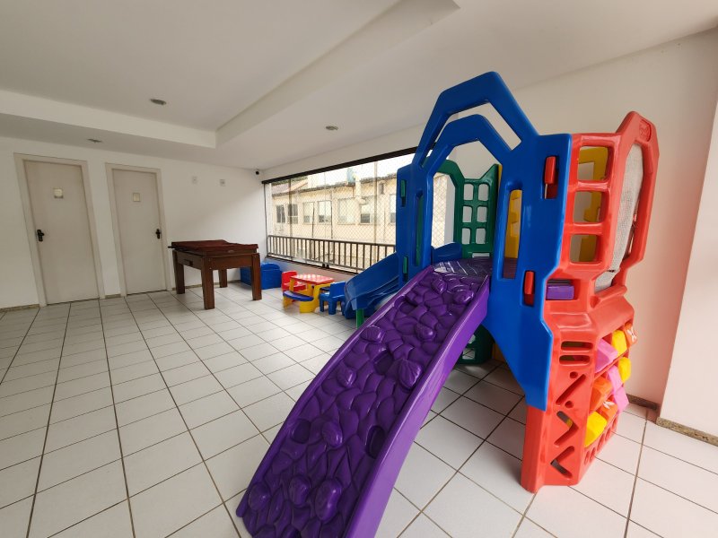 APARTAMENTO NASCENTE 2 SUÍTES CLOSET PISCINA GARAGEM À VENDA NO CANELA! Avenida Araújo Pinho Salvador - 