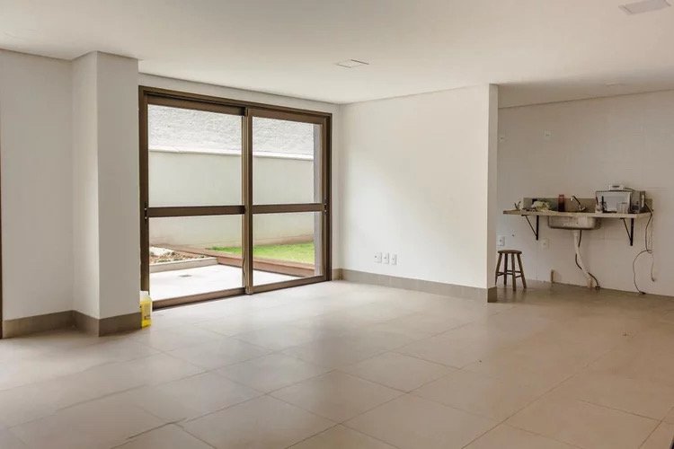 R$ 610.000 - LINDO APARTAMENTO - 59M2 - 2 DORM - SU&Iacute;TE - CHURRASQUEIRA - VISTA - 1 VAGA Rua Luzitana Porto Alegre - 
